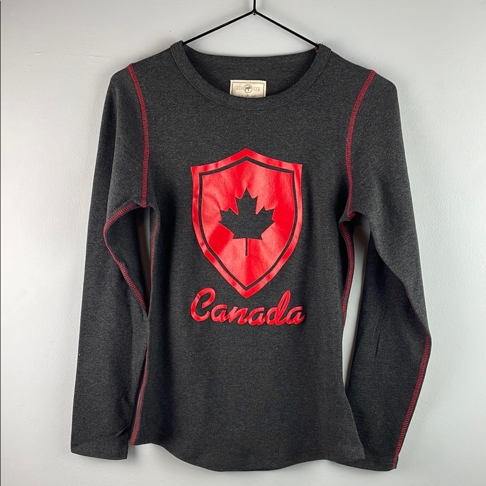 NWT Canada Maple Leaf Women's Long Sleeve Top, Size XS